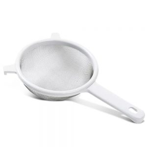 peneira-inox-coador-14cm-com-cabo-plastico-branco-brinox-D_NQ_NP_668409-MLB26074520671_092017-F