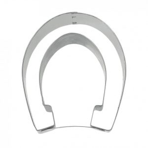 cookie-cutter-horseshoe-72-cm