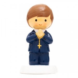 menino-comunhao-joelhos